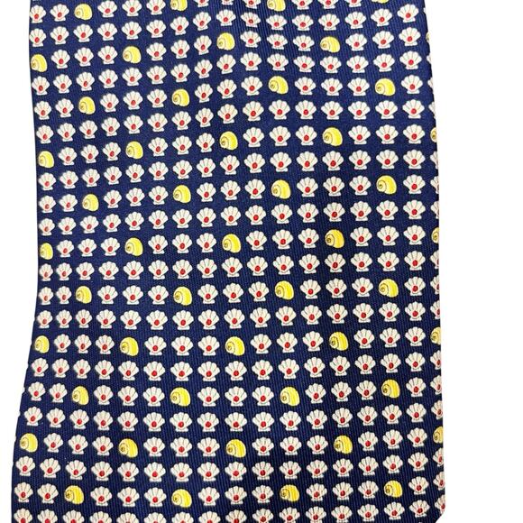 Vintage Salvatore Ferragamo Silk Tie Scallop Nautilus Shell All Over Print Blue - Picture 2 of 6